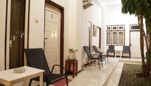 Jazz Room Kampung Inggris Syariah