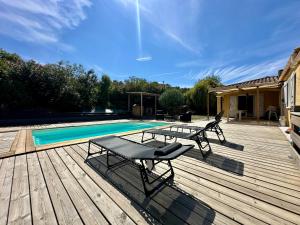 Villas Villa FURGY - Climatisation et parking : photos des chambres