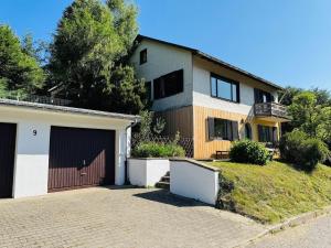 Das Falkhaus am Wasserfall - Ubytování bez kategorie ve městě Feldberg