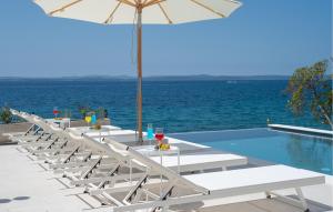 Amazing Home In Kozino 