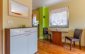 Cozy Apartment In Medulin