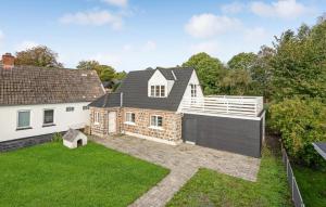 Cozy Home In Ebeltoft With Wifi