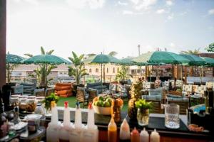 Cozy apartment with terrace & AC, 4 min to sea