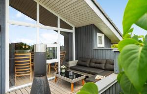 Nice Home In Juelsminde With Wifi