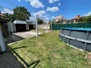 13-я станция Фонтана Дом с бассейном