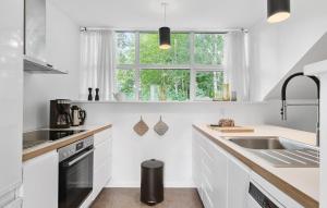 Beautiful Home In Aabenraa With House Sea View