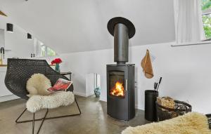 Beautiful Home In Aabenraa With House Sea View