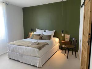 B&B / Chambres d'hotes La Maison des Jardins : photos des chambres