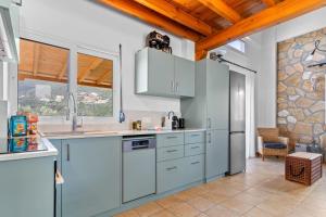 VILLAS CARISMA - Natural Style Villas for 14 people