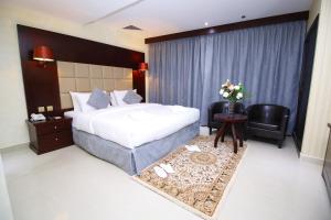 Junior Suite room in Royal Falcon Hotel