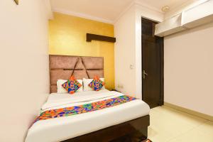 Via Delhi Continental