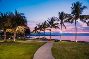 Lovina Beach Club & Resort