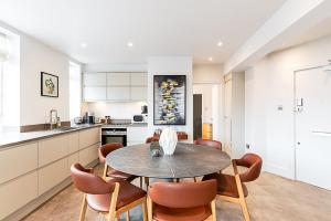 Stylish Chelsea Flat Near Sloane Square