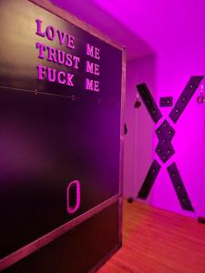 Maisons de vacances Loveroom Eclat d emoi : photos des chambres