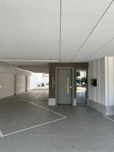 Niarchos Elegant Maisonette