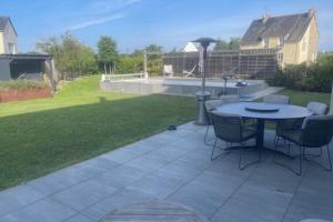 Maisons de vacances House 4p with private pool near the sea : photos des chambres