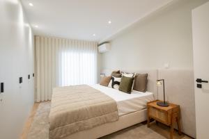 Superb 3 Bed Aprt in the Heart of Monte Estoril