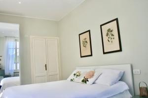 Deluxe top floor apartment in Villa Marina