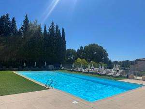 Hôtel Château de la Bégude The Originals Collection