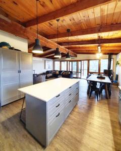 Howqua Inlet Country Home