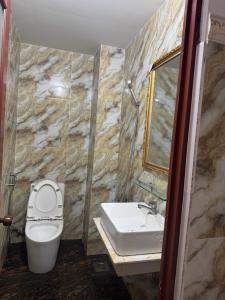 Khách sạn PARIS 3 đường 38 phường Tân Tạo Quận Bình Tân