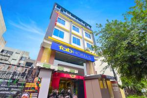 Via The Max Glory - 3hvězdičkové hotely ve městě Indaur