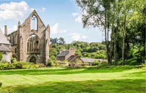 Maisons de vacances Cozy Home In Paimpol With Wifi : photos des chambres