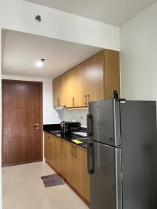 Shell Residences MOA by JM Ocampo