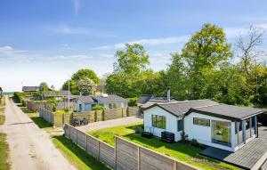 2 Bedroom Cozy Home In Otterup
