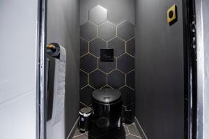 Suite Balneo Hammam Noire et Or