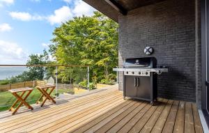 Awesome Home In Spøttrup With Wifi