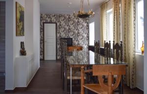 Lovely Home In Höganäs With Wifi