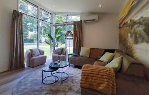 Beautiful Home In Voorthuizen