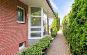 1 Bedroom Amazing Apartment In Dassow - 4hvězdičkové hotely ve městě Dassow