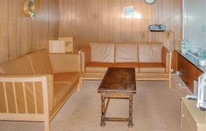 Beautiful Home In Sydals With Wifi