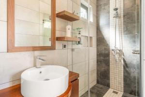 Lécrin de la Preneuse, villa avec piscine privée proche de la plage