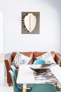 Black Pearl Harbour House