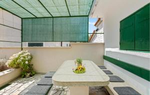 Cozy Home In Kanica With Wifi