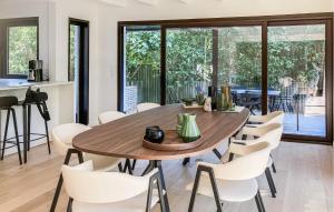 Nice Home In Koksijde With Wifi