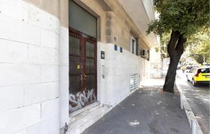 1 Bedroom Beautiful Apartment In Split 