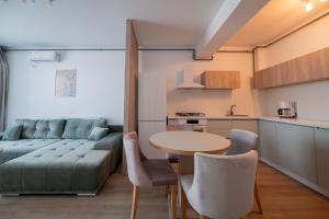 Apartel Elia 12