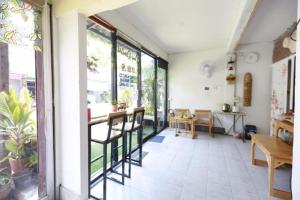 Banana Hostel Donmuang