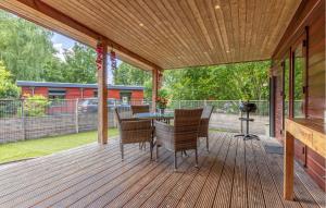 Gorgeous Home In Erm With Wifi