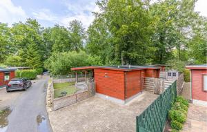 Gorgeous Home In Erm With Wifi