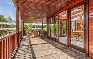 3 Bedroom Awesome Home In Erm