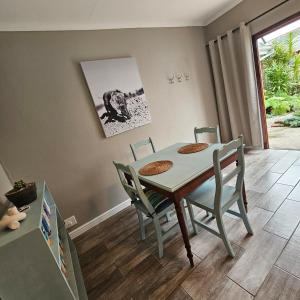 Pet-Friendly Courtyard Suite Tsitsikamma Gardens