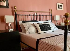 Sofia’s apartment in Kolonaki