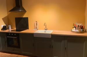 Lysviks guesthouse met ruime tuin en extra service