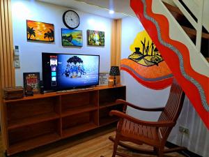 The River House - Govantes Guesthouse