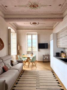 Corallini Luxury Apartments - Apartment Aka